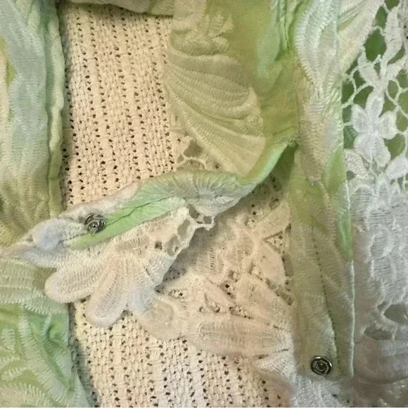 3/$20. Indian tunic green with floral lace applicay detail side slip hand made - Picture 3 of 10